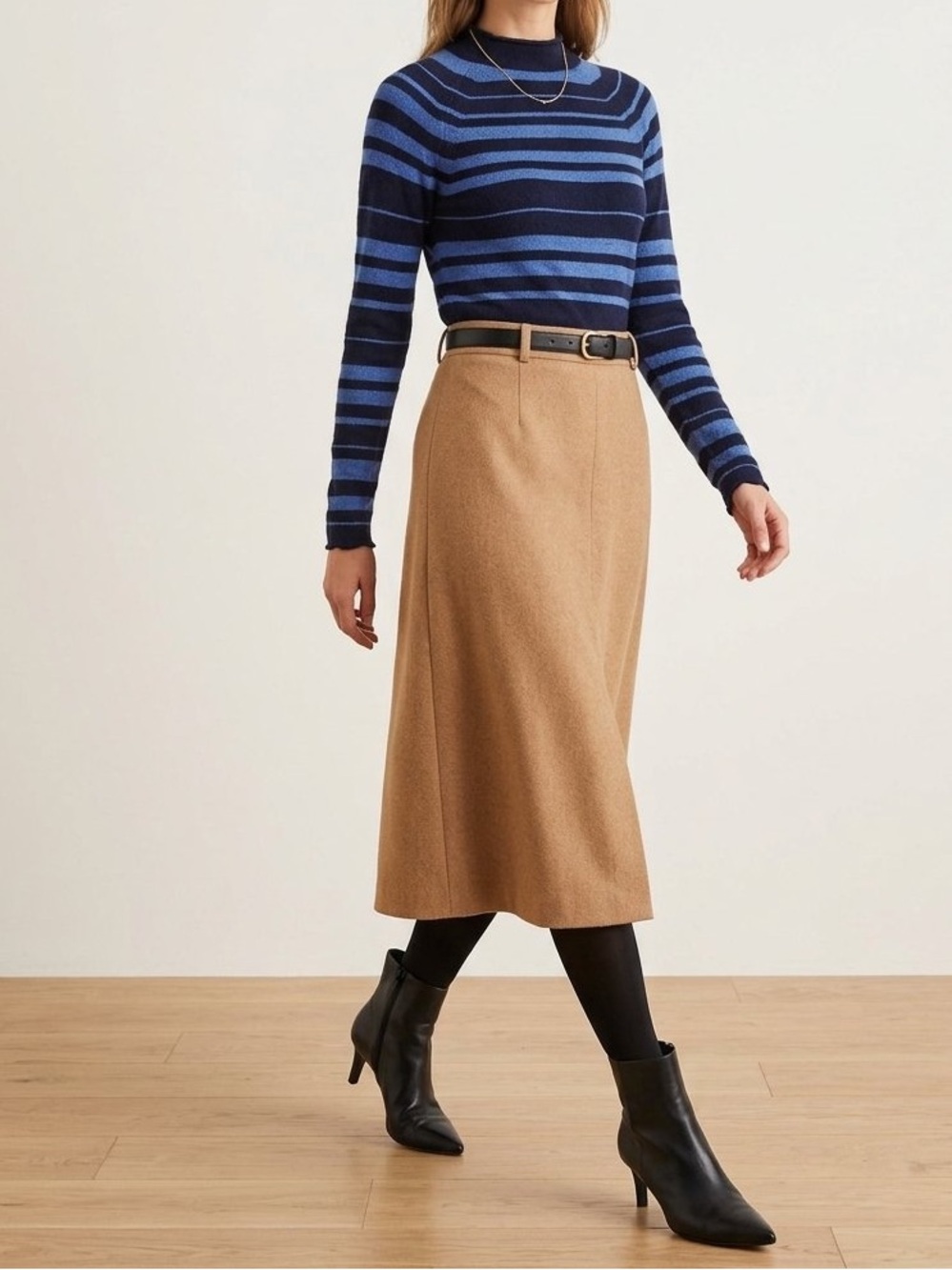 Gap Striped Navy & Blue Sweater